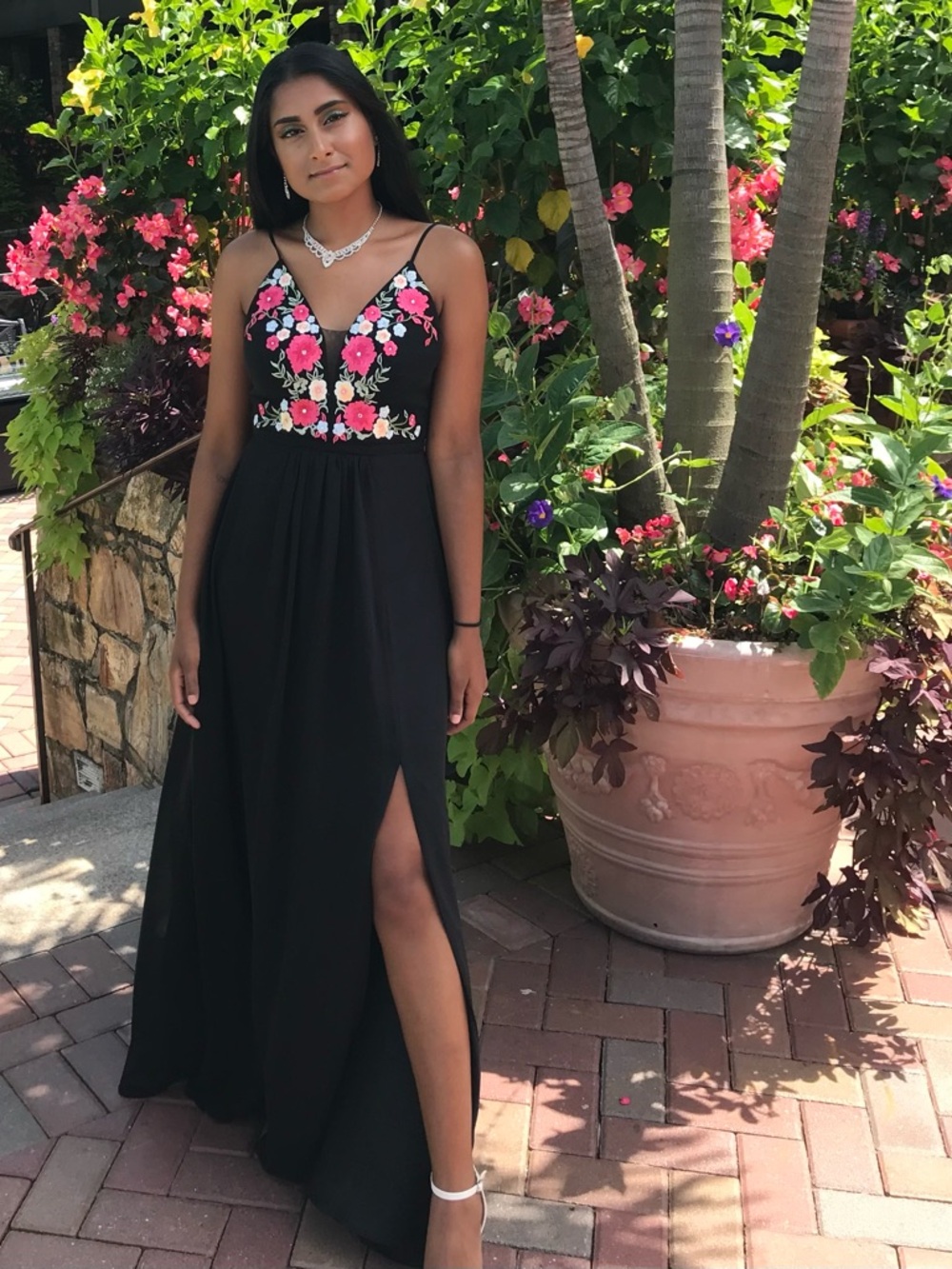 NIGHTWAY Black Embroidered Floral Sleeveless Halter V Neck Maxi Women’s Dress 4